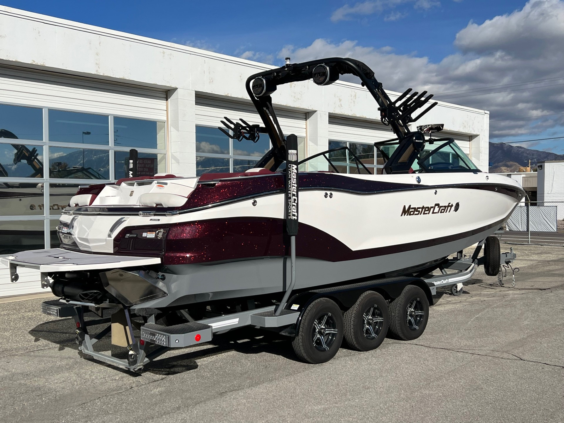 2023 26' MasterCraft X26 Icon